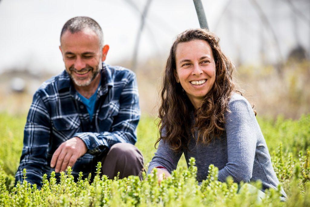 נעה וגולן באזובית